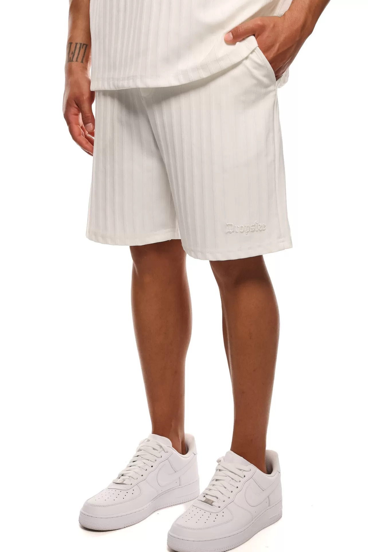 Dropsize BASKETBALL SHORT CREAM* Shorts