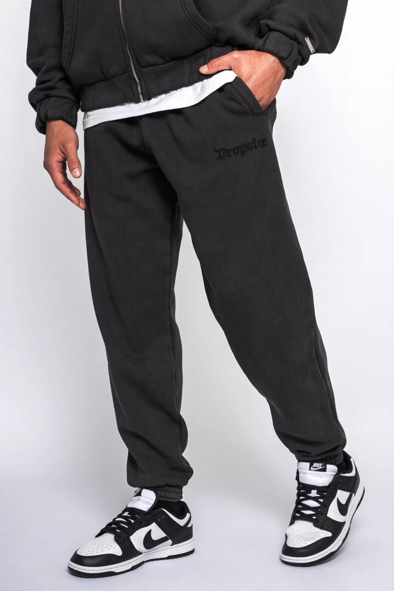 Dropsize EMBO V2 JOGGER ACID WASHED BLACK* Jogging