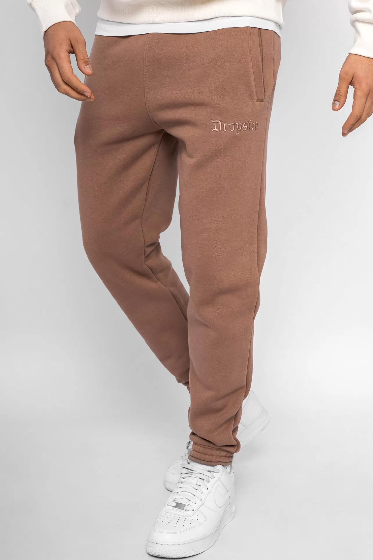 Dropsize EMBO V2 JOGGER BROWN* Jogging