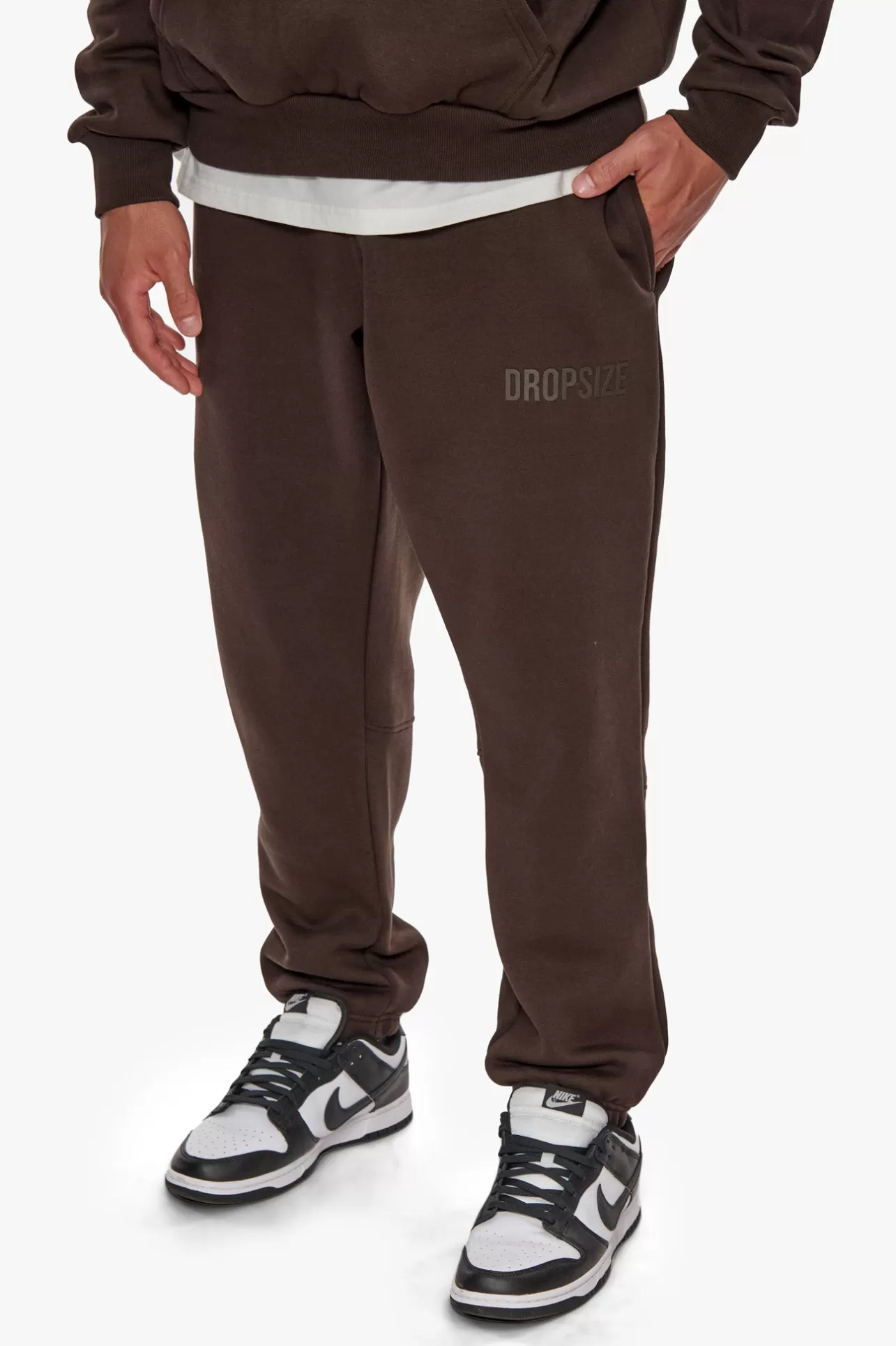 Dropsize HEAVY HD PRINT JOGGER CHOCOLATE BROWN* Jogging