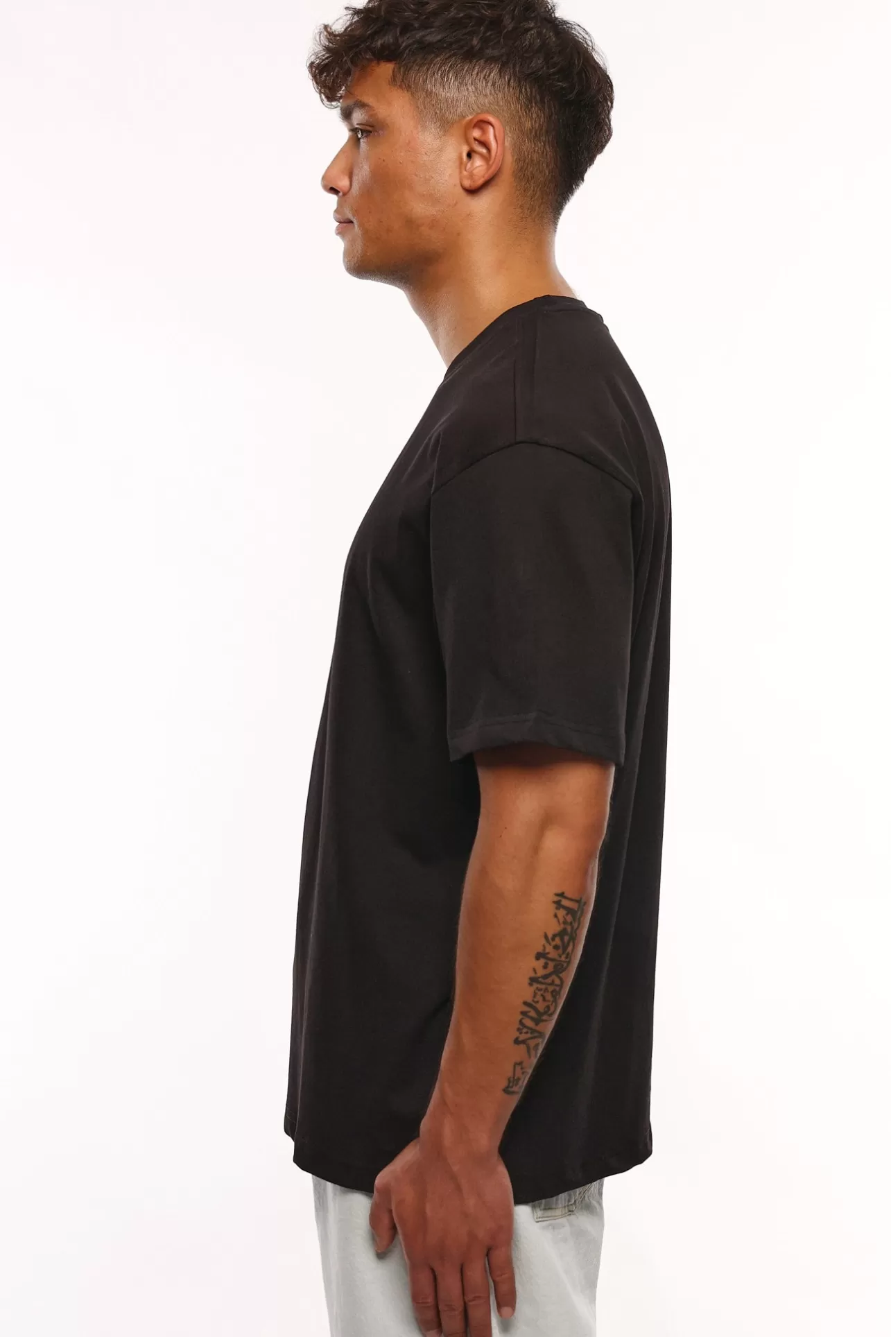 Dropsize HEAVY LOGO T-SHIRT BLACK* T Shirt