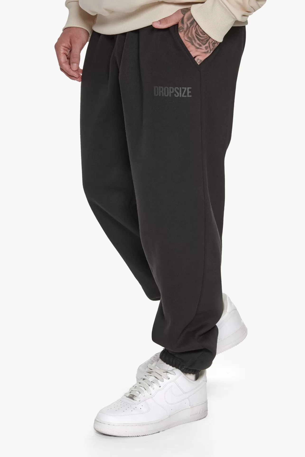 Dropsize HEAVY LOOSE FIT JOGGER BLACK* Jogging