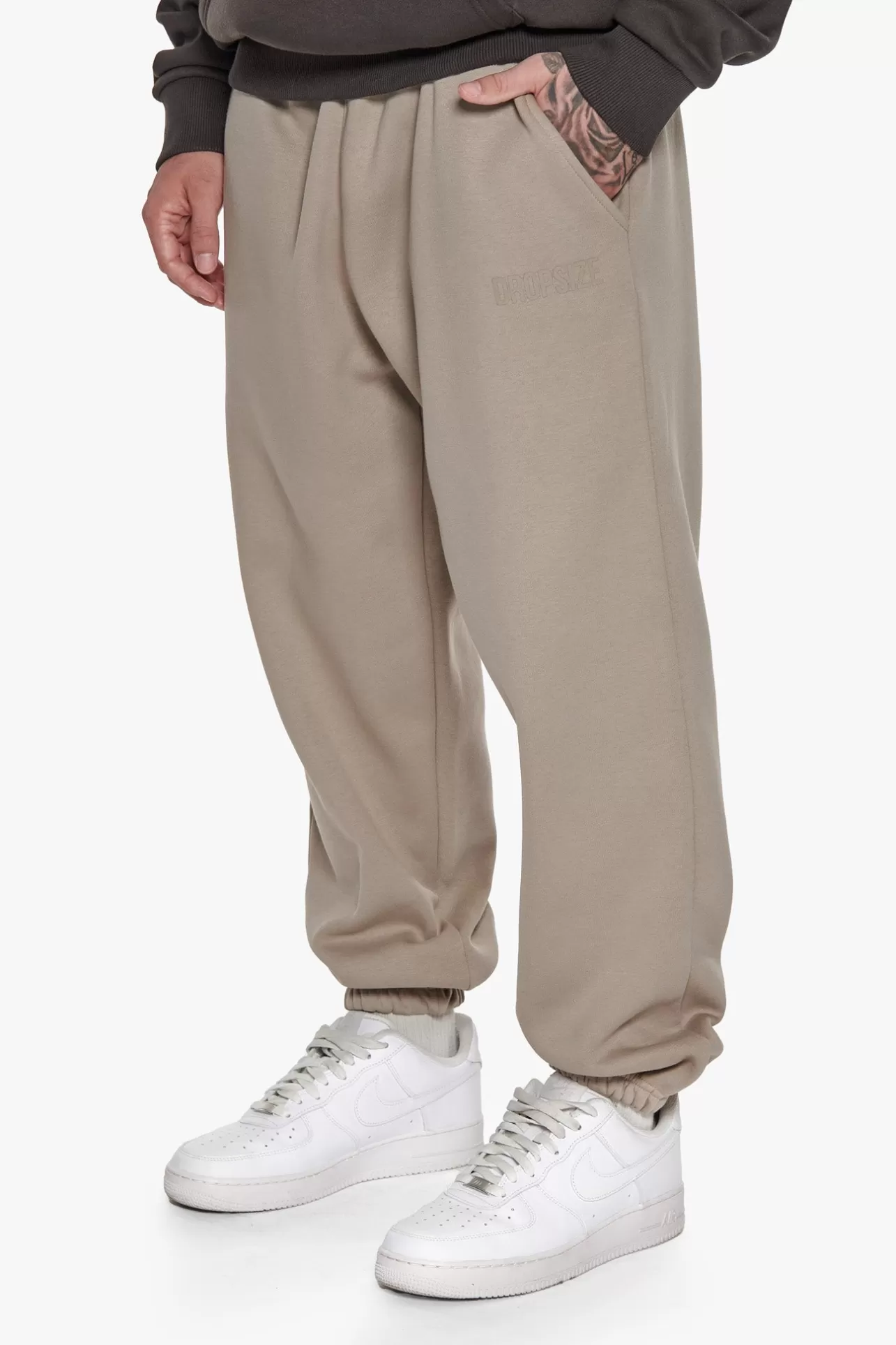 Dropsize HEAVY LOOSE FIT JOGGER SIMPLY TAUPE* Jogging