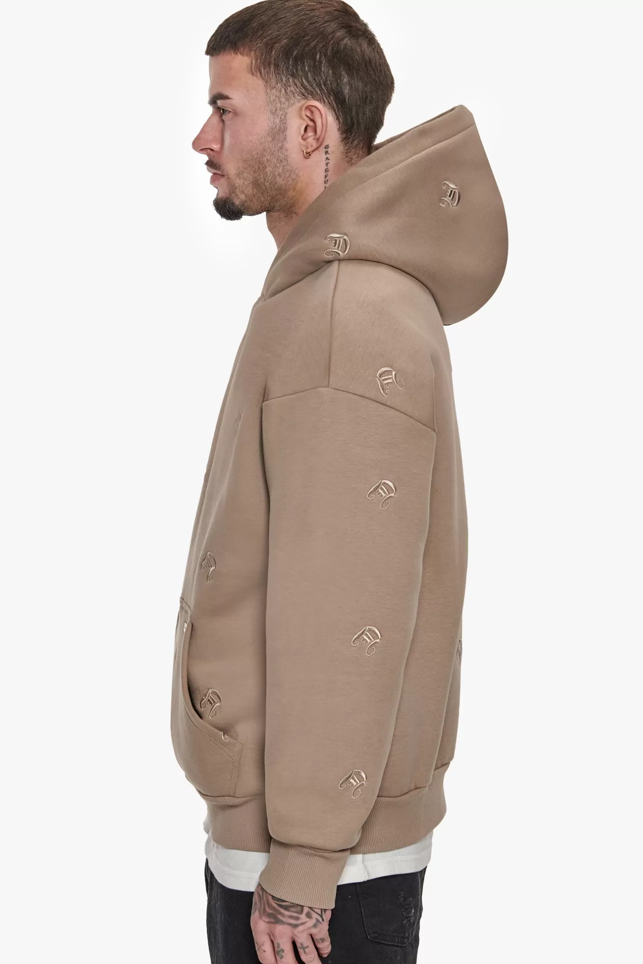Dropsize HEAVY OVERSIZE ALLOVER EMBO HOODIE SILVER MINK* Hoodie