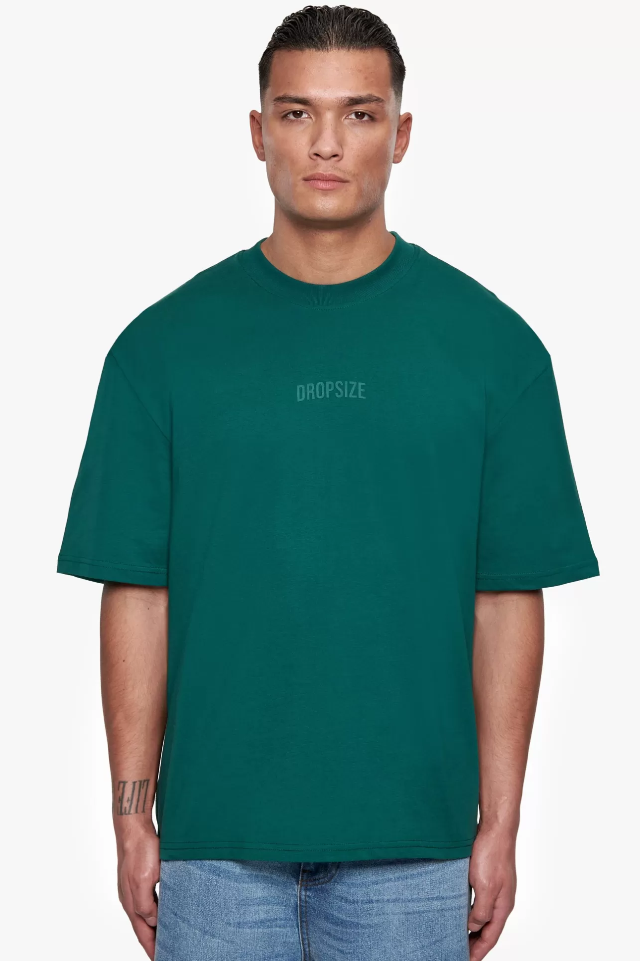 Dropsize HEAVY OVERSIZE CURVED HD LOGO T-SHIRT GREEN* T Shirt