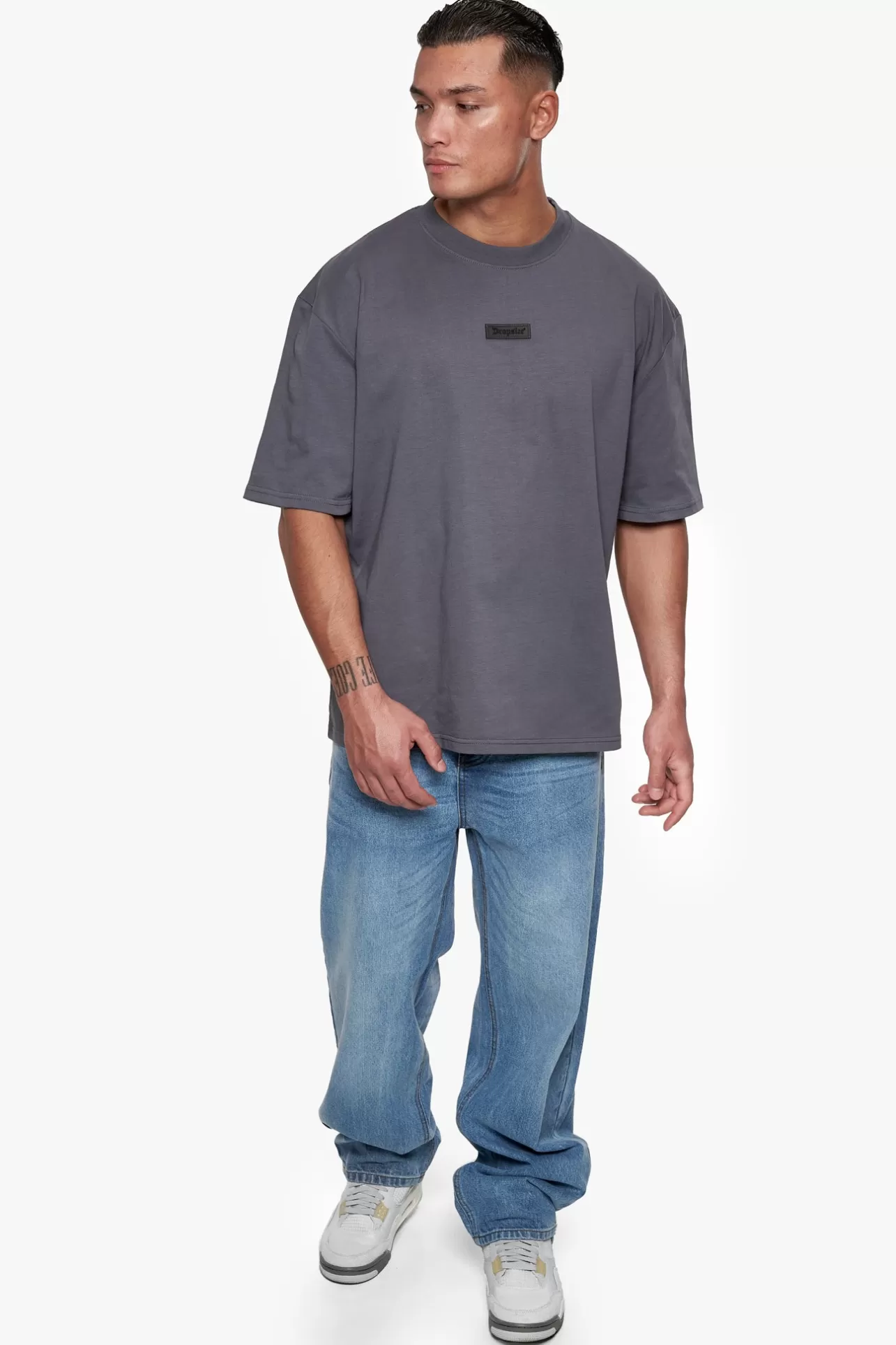 Dropsize HEAVY OVERSIZE FRONT RUBBER PATCH T-SHIRT STEEL GREY* T Shirt