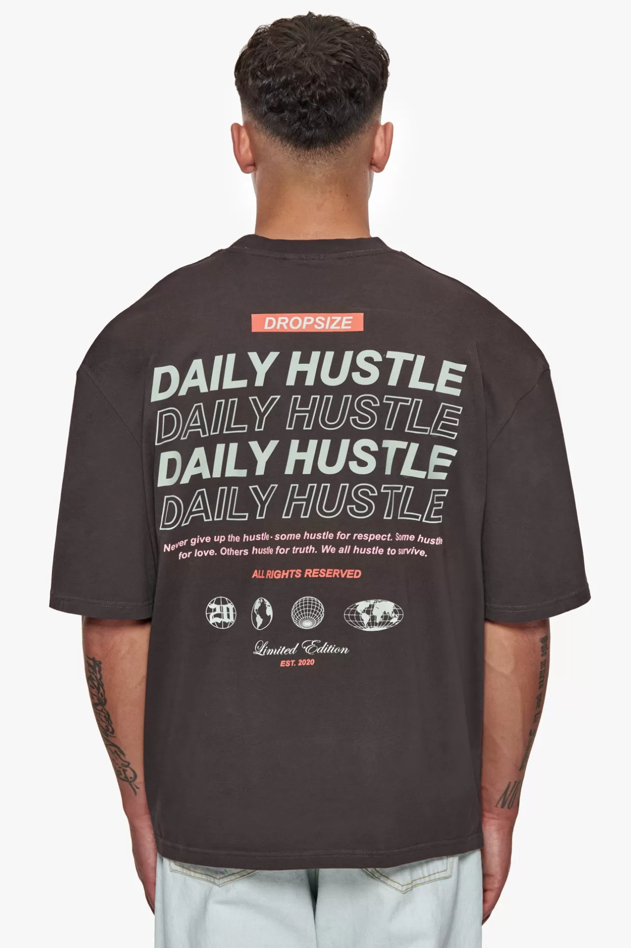 Dropsize HEAVY OVERSIZE QUATTRO HUSTLE T-SHIRT WASHED BLACK* T Shirt