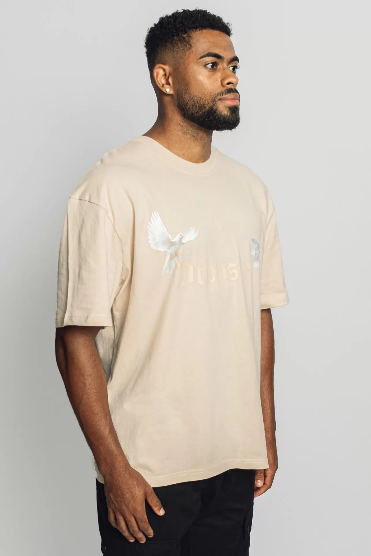 Dropsize HEAVY OVERSIZE WHITE DOVES T-SHIRT COCONUT MILK* T Shirt