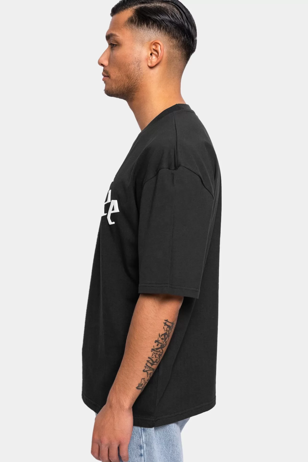 Dropsize HEAVY OVERSIZE WHITE LOGO PUFFER PRINT T-SHIRT WASHED BLACK* T Shirt