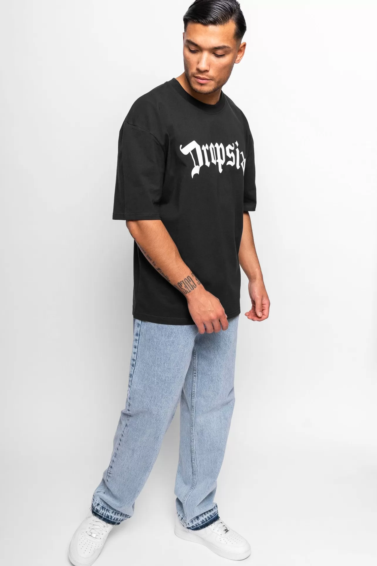 Dropsize HEAVY OVERSIZE WHITE LOGO PUFFER PRINT T-SHIRT WASHED BLACK* T Shirt