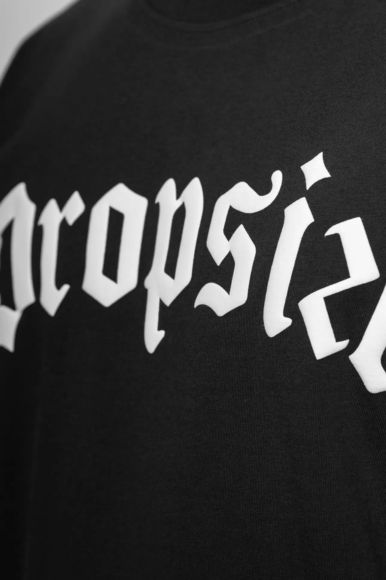 Dropsize HEAVY OVERSIZE WHITE LOGO PUFFER PRINT T-SHIRT WASHED BLACK* T Shirt