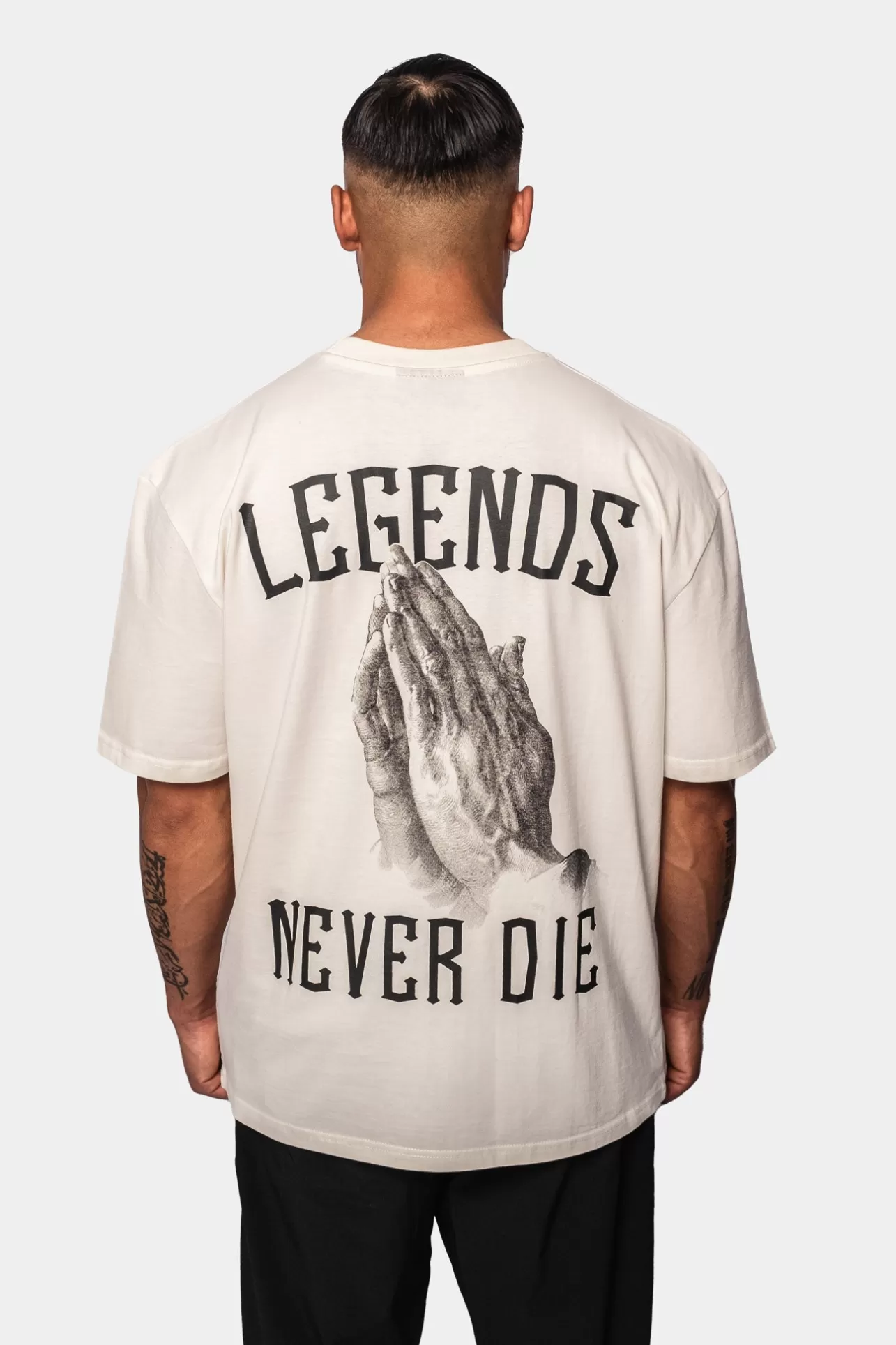 Dropsize HEAVY OVERSIZED LEGENDS NEVER DIE T-SHIRT CREAM WHITE* T Shirt