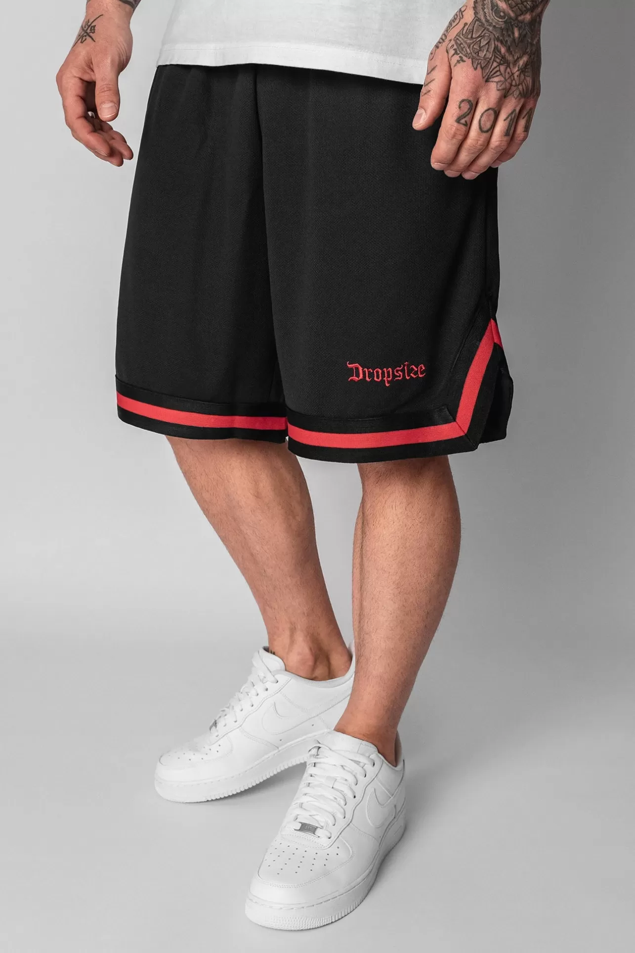 Dropsize LOGO MESH SHORT BLACK/RED* Shorts