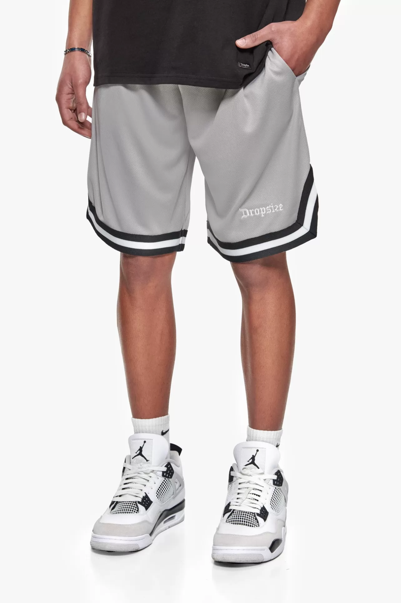 Dropsize LOGO MESH SHORT LIGHT GREY* Shorts