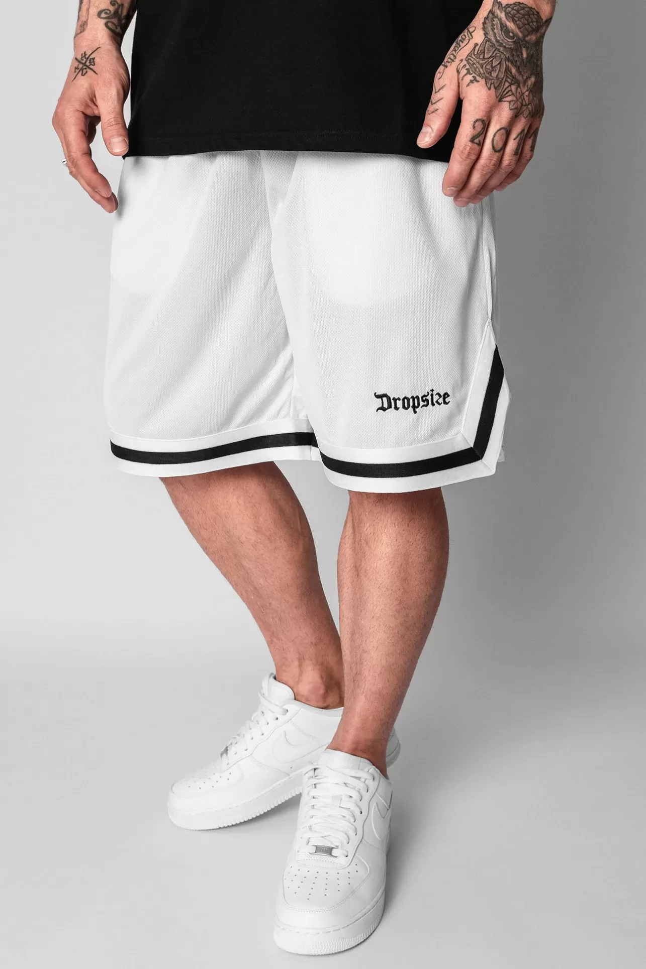 Dropsize LOGO MESH SHORT WHITE/BLACK* Shorts