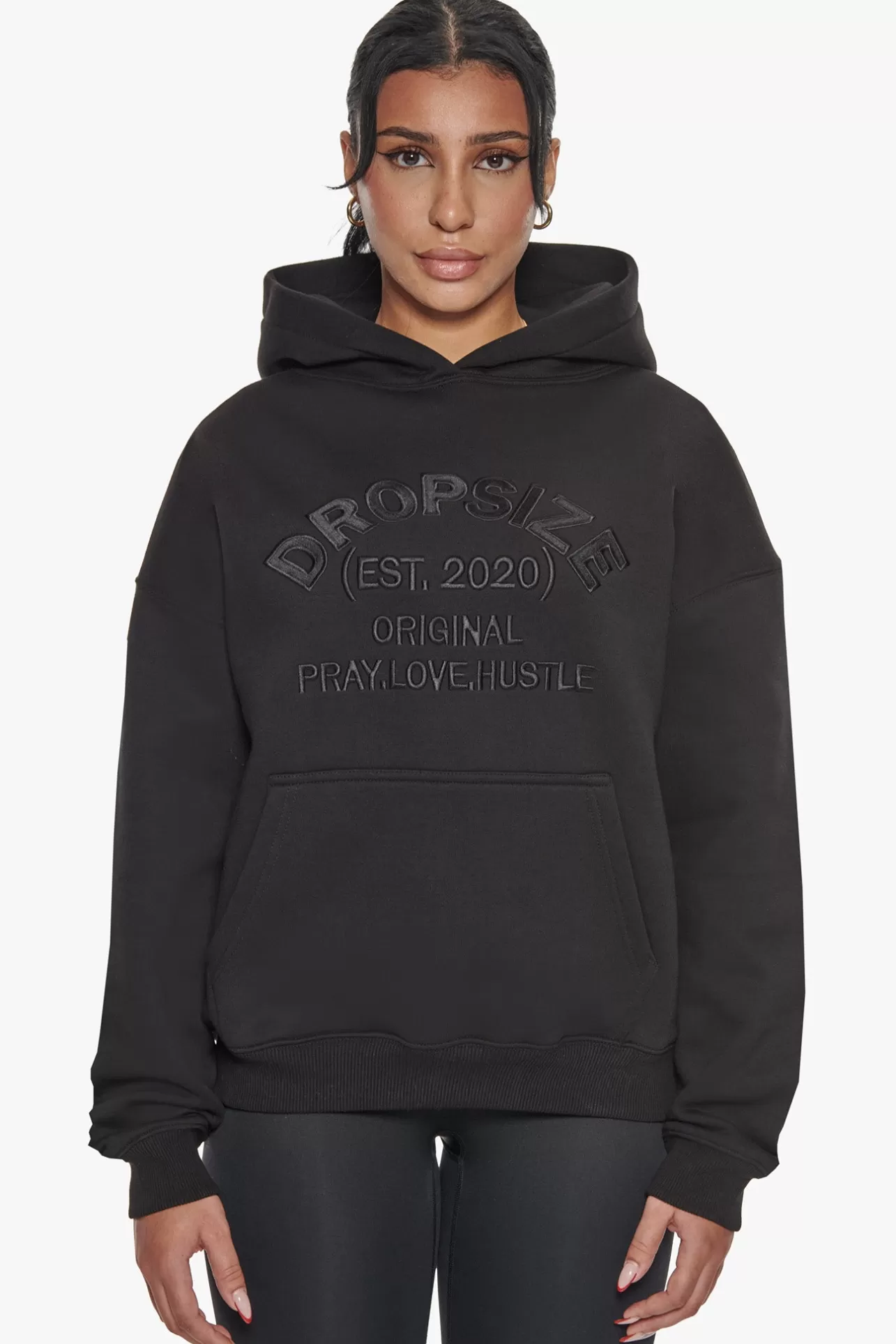 Dropsize PRAY LOVE HUSTLE EMBO HOODIE BLACK*Women Women