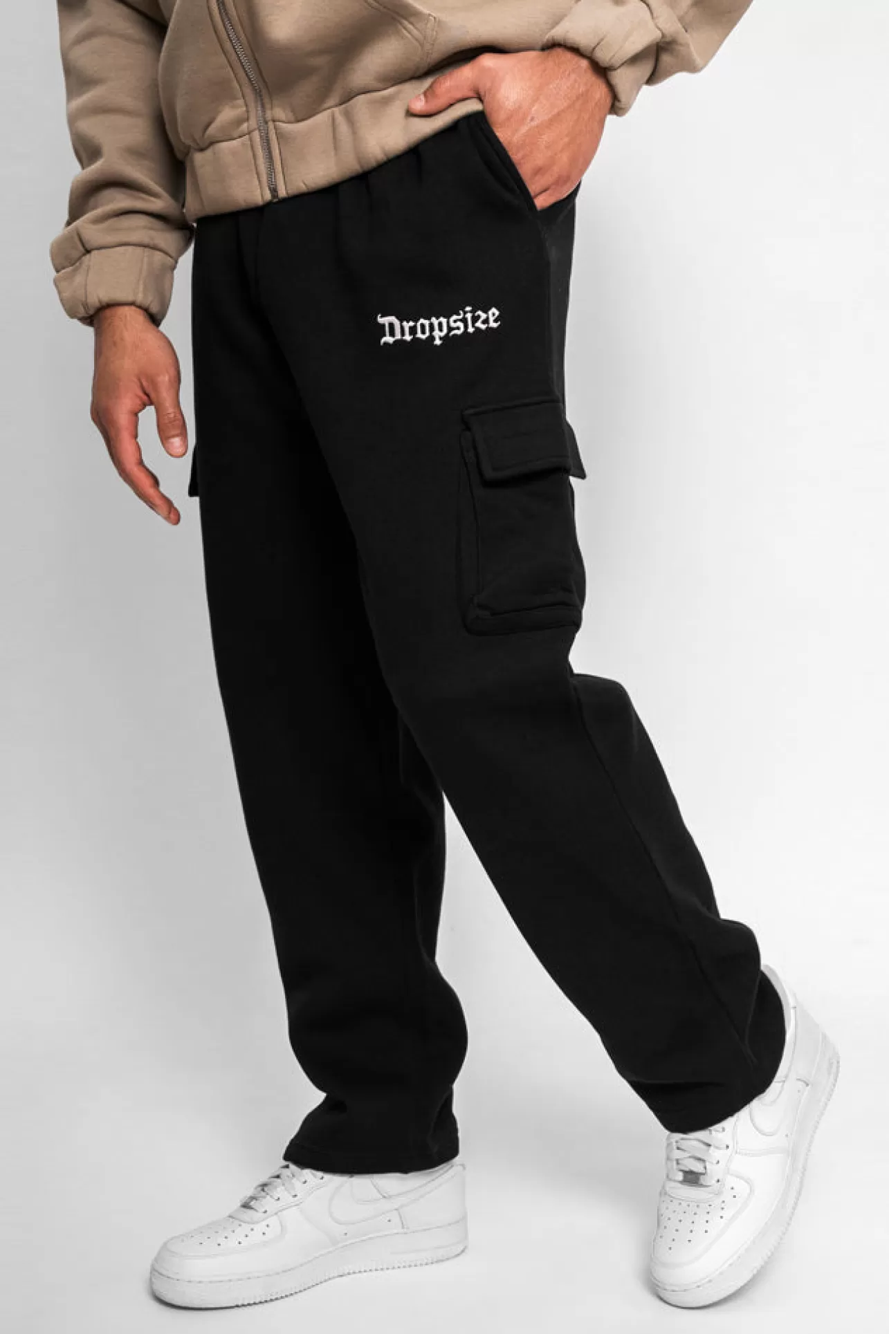 Dropsize STRAIGHT LEG CARGO SWEAT PANTS BLACK* Cargoes | Jogging