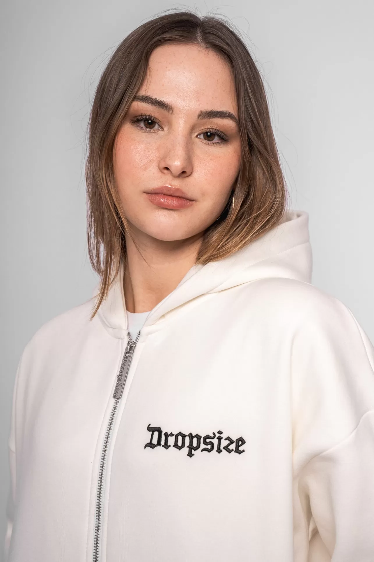 Dropsize SUPER HEAVY OVERSIZE LOGO ZIP HOODIE CREAM WHITE*Women Women | Zips