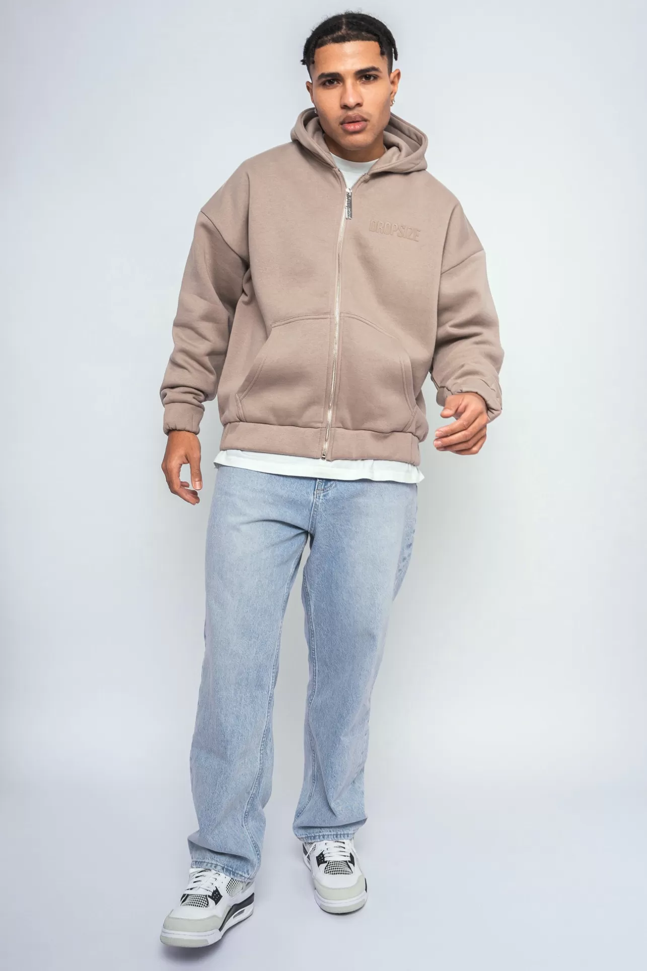 Dropsize SUPER HEAVY OVERSIZE LOGO ZIP HOODIE SIMPLY TAUPE* Zips