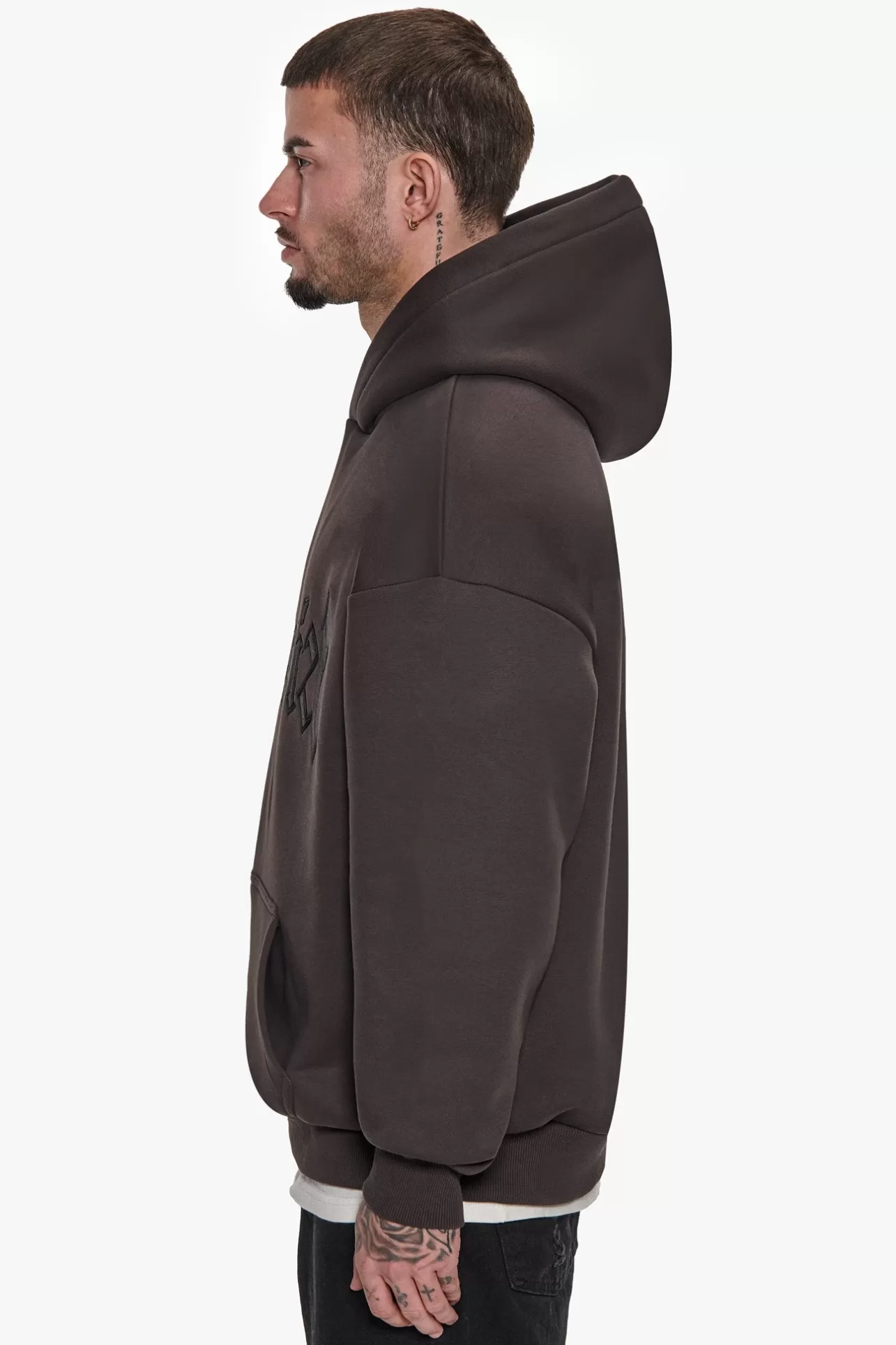 Dropsize SUPER HEAVY OVERSIZE V2 MIDDLE EMBO HOODIE WASHED BLACK / BLACK* Hoodie